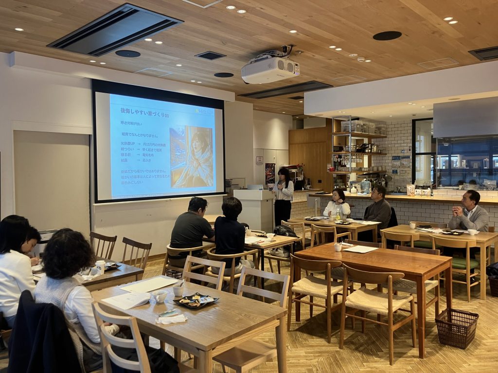 銀座NAGANOでの移住セミナーの風景